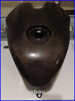 Ducati carbon fiber tank for 748, 916, 996 and 998