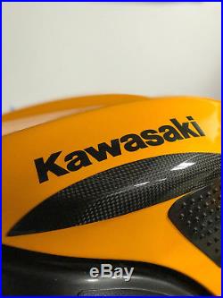 KAWASAKI ZX-10R 2004-2007 Carbon Fiber Tank Sliders Protectors Guards